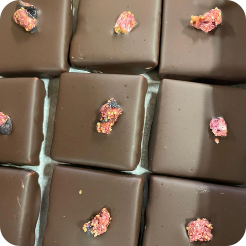 Snack al burro di frutta secca e Cioccolato Fondente Bio - Fico Salato e Mandorla Tostata - Box 4 Pezzi (Copia)
